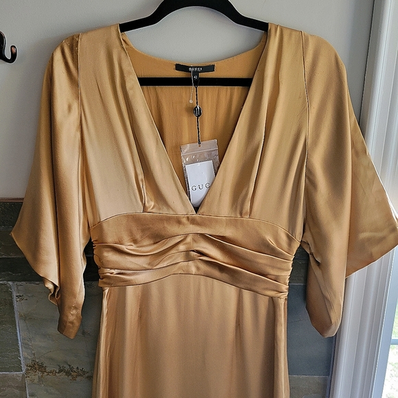 NWT Vintage GUCCI Kimono-style gown in lush 100% seta silk ⭐️HOST PICK⭐️ - Picture 3 of 15